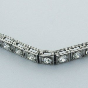 decosquarebracelet2.jpg decosquarebracelet2.jpg