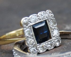Sapphire Pinky Ring (1).JPG Sapphire Pinky Ring (1).JPG