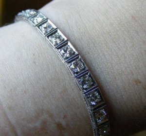 lgkbracelet1.jpg
