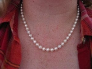 pearls_neck.jpg