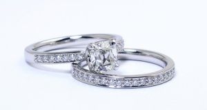 Dr Mohammad_Fancy Torchiere_wedding set_august Vintage cushion_1.01ct_sz7__031s.JPG