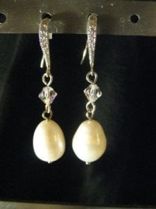 Pearl Earrings.jpg