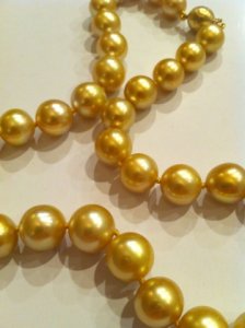 closepearls2lr.jpg