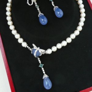 pearl-chalcedony 025.jpg