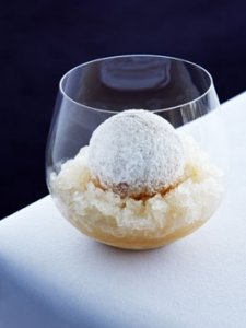 snow egg.jpg