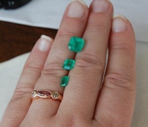 kiz-3emeralds2.jpg