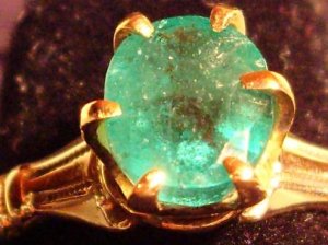 emerald ring 2.JPG emerald ring 2.JPG