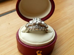my ring3 - in box close-up HUGE.JPG