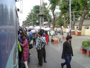 Crowded triain to Surat1.jpg