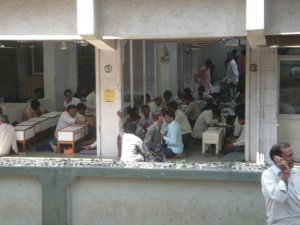 diamond traders in Surat1.jpg