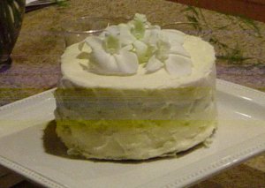 closeup anni cake.JPG