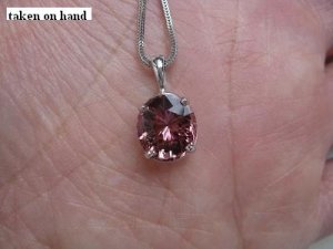 IMG_5649_hand.jpg IMG_5649_hand.jpg