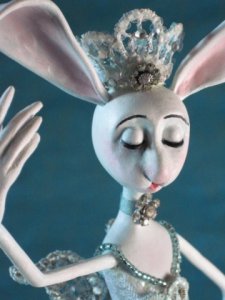 creepychristmasbunny.jpg