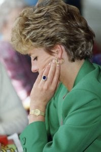 1116-kate-middleton-engagement-ring-prince-william-princess-diana_we.jpg 1116-kate-middleton-engagement-ring-prince-william-princess-diana_we.jpg