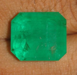 Emerald3 (2).JPG Emerald3 (2).JPG