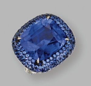 Sapphire & sapphire halo.jpg Sapphire & sapphire halo.jpg