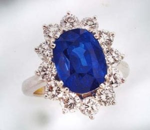 blue-sapphire-ring-01.jpg