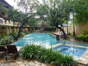 honeymoonhotel1hot.jpg