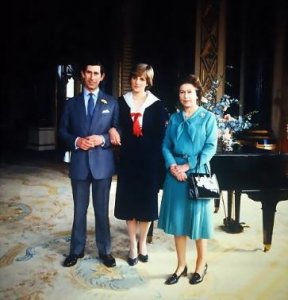lady_diana_at_bp_march_81-363x378.jpg