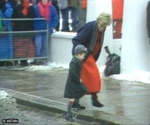 Prince_William_Princess_Diana_001_140309.jpg