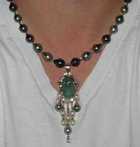 olmecbluejadeite1.jpg