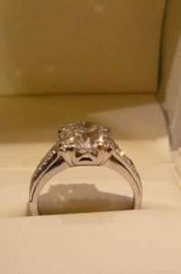 Diamond Ring 1920s 2.jpg