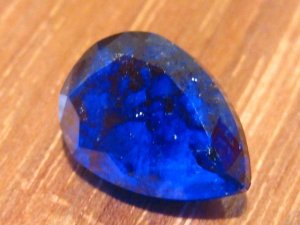 Diamond Black 4.10ct fluorescence1_1.JPG