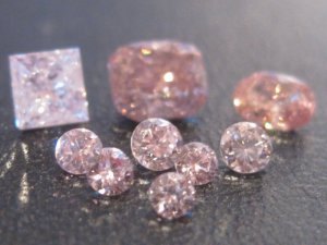 Diamonds pink loose 3.JPG