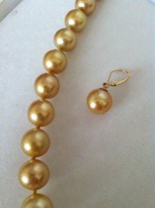 earringsneck.jpg