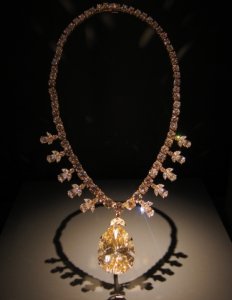 Victoria-Transvaal Diamond Necklace-2.JPG