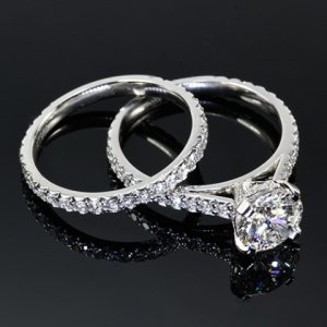 engagementring4.jpg