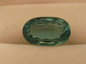 Hiddenite 8ct_1_1.jpg