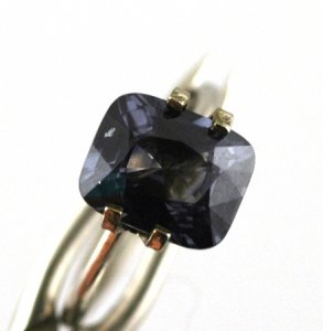 grayish blue spinel3.JPG