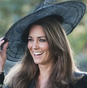 Kate-Middleton-Criticized-For-Wearing-Sheer-Blouse2.jpg