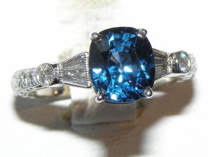 LORICOBALTSPINEL.jpg