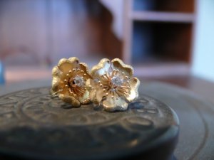flower earrings OMC2.jpg