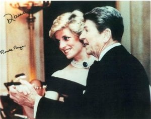 o_001_Princess_Diana___President_Ronald_Reagan_DANCING_Signe.jpg