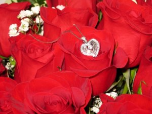 iheartbora_pendant.JPG