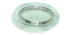 g vs eternity ring.jpg