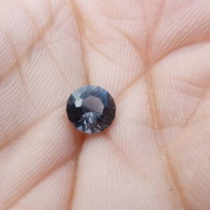 Grey Spinel  1374.jpg