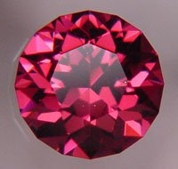 BB_Tanga_garnet_295ct_85mm.jpg