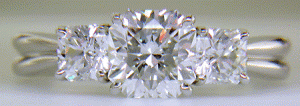 Flanders-Promise-Diamond-Ring-3.gif