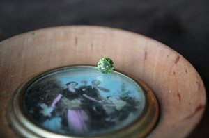 bespoke acorn peridot (2).jpg