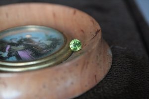 bespoke acorn peridot (6).jpg