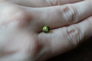 bespoke acorn peridot (7).jpg