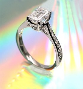 emerald ring 2.jpg emerald ring 2.jpg