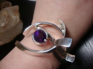 bracelwrist3eve.JPG