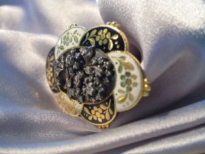 454enamelbrooch1.jpg