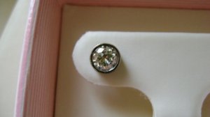 earring A.jpg
