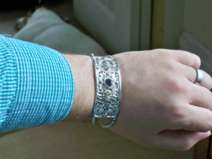 bracelet 020.png bracelet 020.png